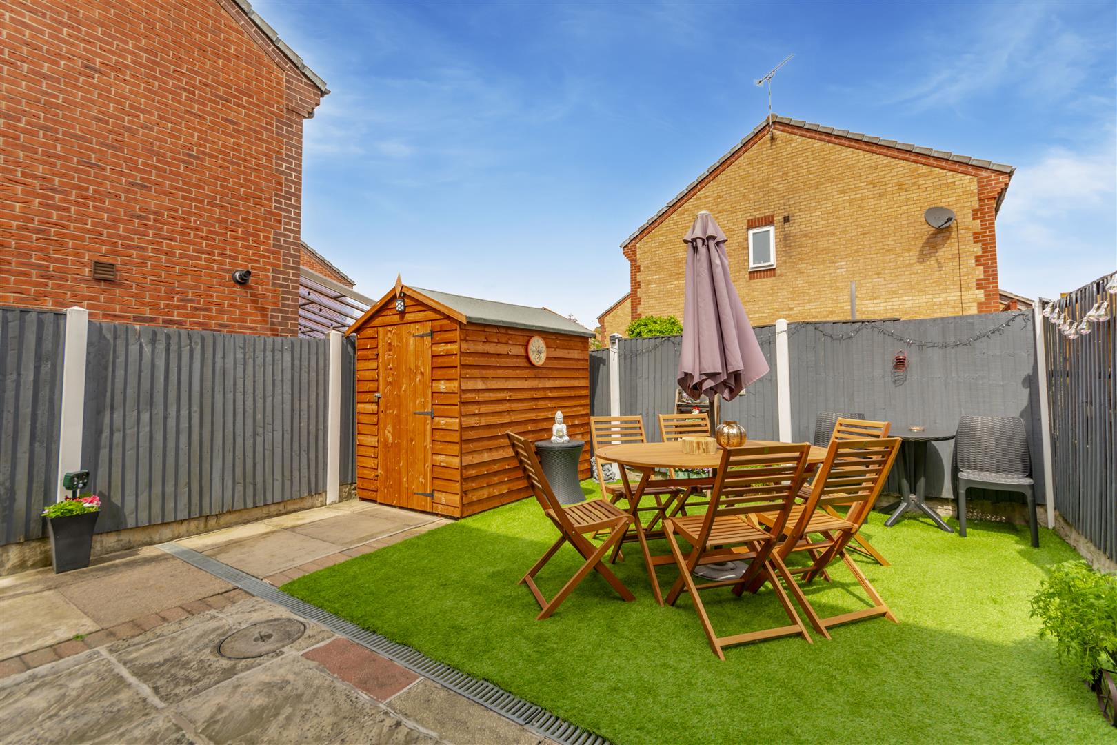 Striding Edge Close, Long Eaton Robert Ellis Estate Agents